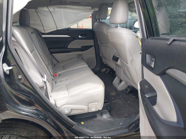 45007774 :رقم المزاد ، 5TDKZRFH1JS287864 vin ، 2018 Toyota Highlander Xle مزاد بيع