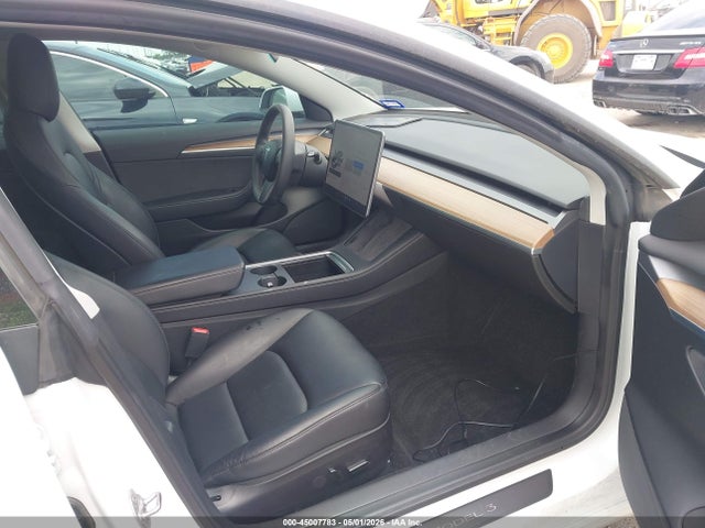 45007783 :رقم المزاد ، 5YJ3E1EA8MF093959 vin ، 2021 Tesla Model 3 Standard Range Plus Rear-wheel Drive مزاد بيع