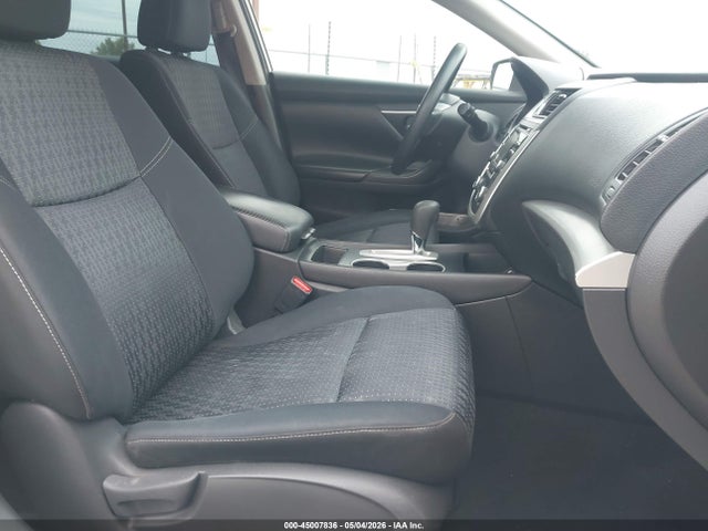 Продаж на аукціоні авто 2017 Nissan Altima 2.5 S, vin: 1N4AL3AP5HN306236, номер лоту: 45007836