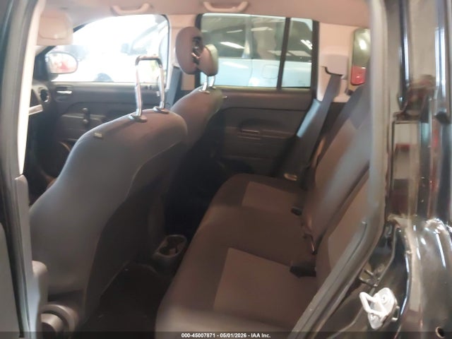 2015 Jeep Compass Sport მანქანა იყიდება აუქციონზე, vin: 1C4NJCBB7FD131429, აუქციონის ნომერი: 45007871