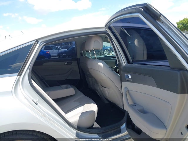 Aukcja sprzedaży 2017 Hyundai Sonata Hybrid Se, vin: KMHE24L14HA059209, numer aukcji: 45007885