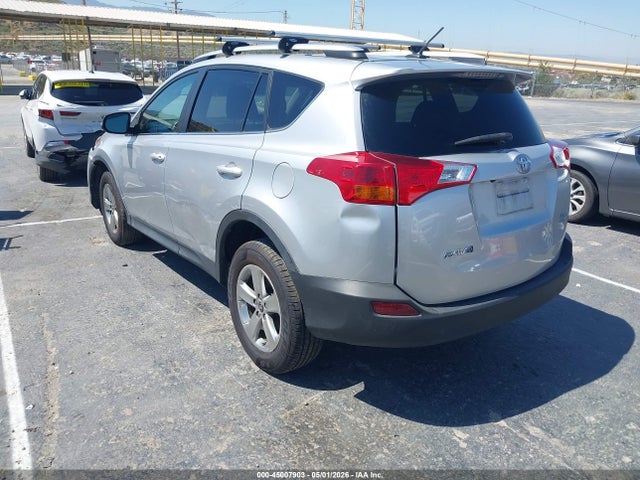 2T3RFREV4FW302104 Toyota Rav4 Xle
