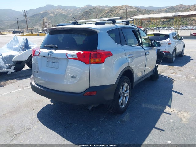2T3RFREV4FW302104 Toyota Rav4 Xle