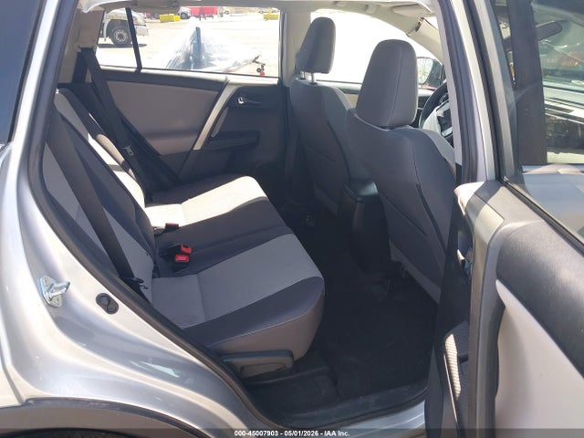 2T3RFREV4FW302104 Toyota Rav4 Xle