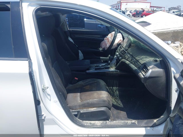 1HGCV1F14KA152849 Honda ACCORD LX