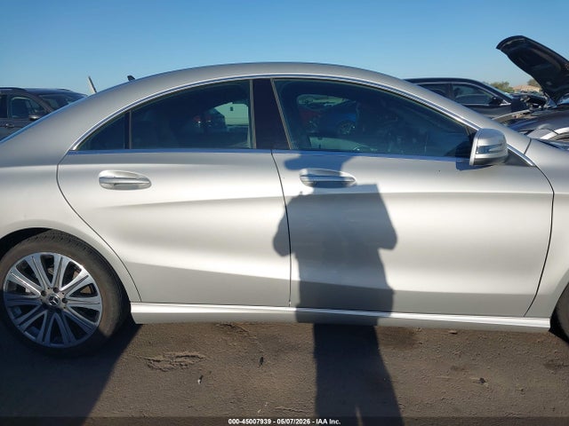 45007939 :رقم المزاد ، WDDSJ4EB5JN592898 vin ، 2018 Mercedes-benz Cla 250 مزاد بيع
