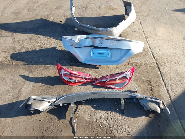45007939 :رقم المزاد ، WDDSJ4EB5JN592898 vin ، 2018 Mercedes-benz Cla 250 مزاد بيع