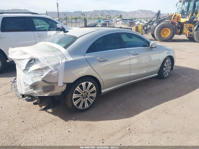 45007939 :رقم المزاد ، WDDSJ4EB5JN592898 vin ، 2018 Mercedes-benz Cla 250 مزاد بيع