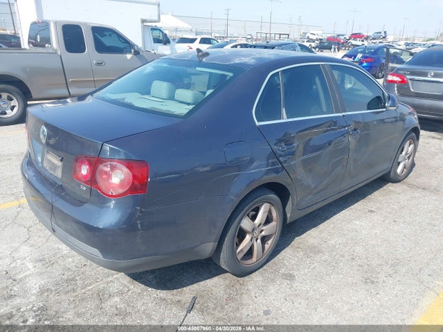 45007960 :رقم المزاد ، 3VWRZ71K98M032862 vin ، 2008 Volkswagen Jetta Se/sel مزاد بيع