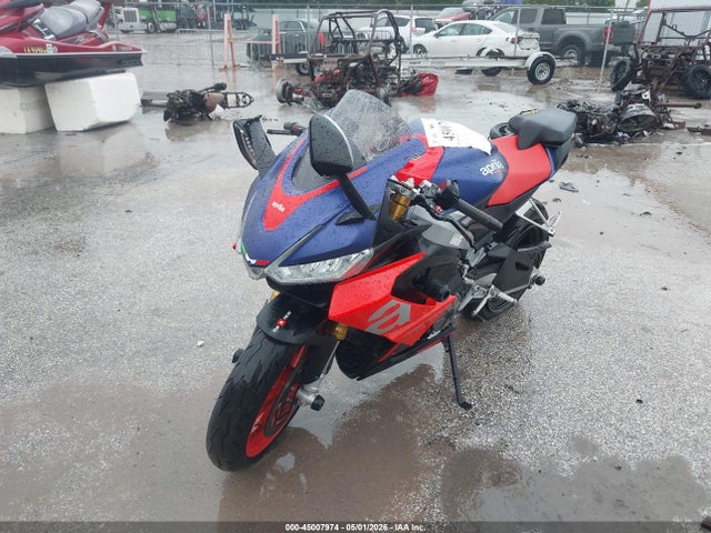 ZD4KSUG00NS000872 Aprilia Rs 660