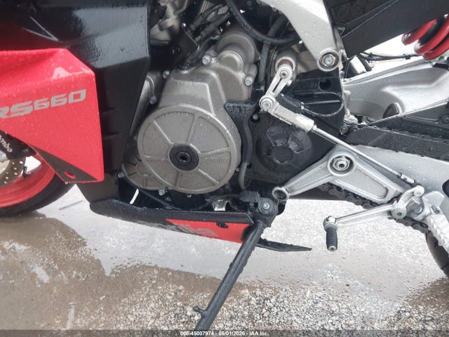 ZD4KSUG00NS000872 Aprilia Rs 660