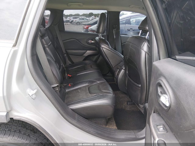 2019 Jeep Cherokee Latitude Plus Fwd მანქანა იყიდება აუქციონზე, vin: 1C4PJLLB5KD358300, აუქციონის ნომერი: 45008032