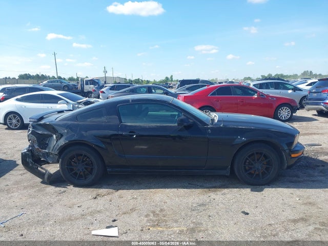 2006 Ford Mustang V6 მანქანა იყიდება აუქციონზე, vin: 1ZVFT80N965181149, აუქციონის ნომერი: 45008063