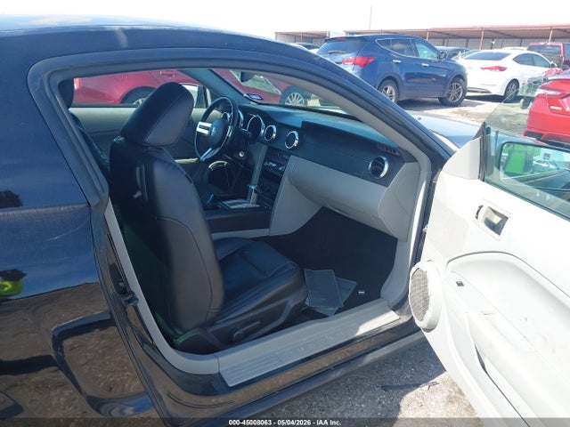 2006 Ford Mustang V6 მანქანა იყიდება აუქციონზე, vin: 1ZVFT80N965181149, აუქციონის ნომერი: 45008063