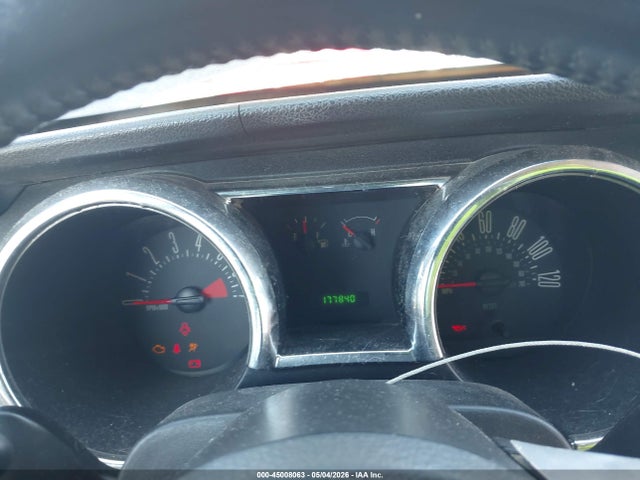 2006 Ford Mustang V6 მანქანა იყიდება აუქციონზე, vin: 1ZVFT80N965181149, აუქციონის ნომერი: 45008063