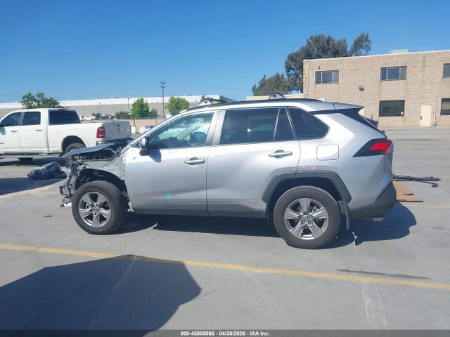 4T3RWRFV0RU114201 Toyota Rav4 Hybrid Xle