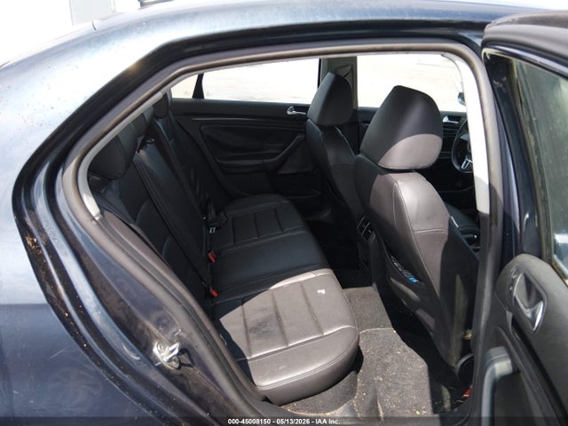 45008150 :رقم المزاد ، 3VWRZ7AJ2AM032425 vin ، 2010 Volkswagen Jetta Se مزاد بيع