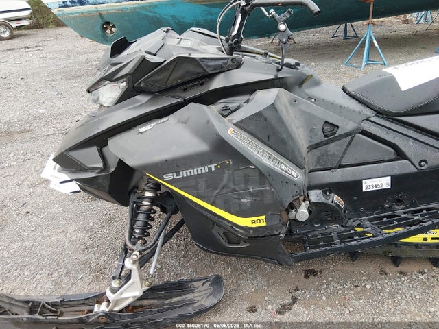 Ski-Doo Summit 850 E-tec 2022 2BPSTSNB0NV000333 Image 12