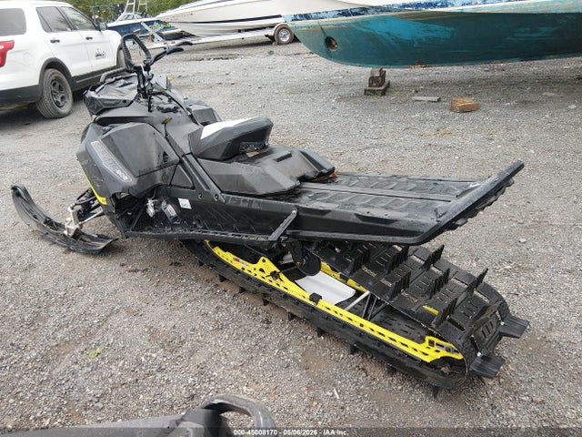 Ski-Doo Summit 850 E-tec 2022 2BPSTSNB0NV000333 Image 3