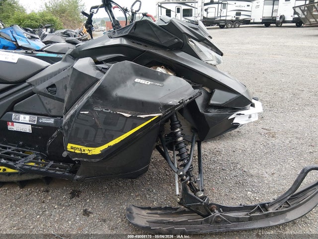 Ski-Doo Summit 850 E-tec 2022 2BPSTSNB0NV000333 Image 6