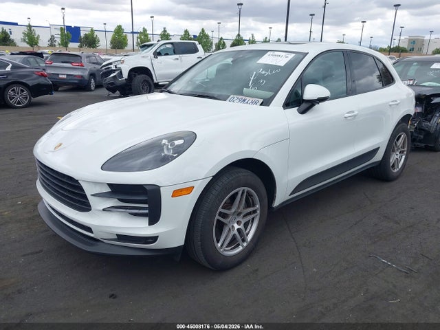 Porsche Macan 2020 WP1AA2A56LLB11435 Image 2