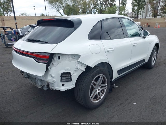 Porsche Macan 2020 WP1AA2A56LLB11435 Image 4