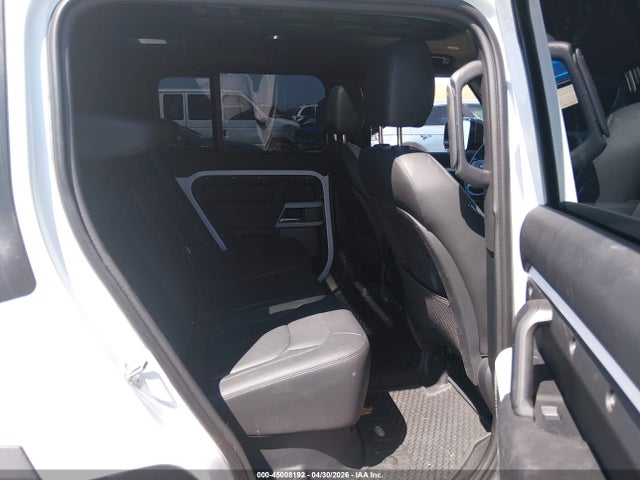 45008192 :رقم المزاد ، SALEJ7EX5R2342359 vin ، 2024 Land Rover Defender 110 P300 مزاد بيع