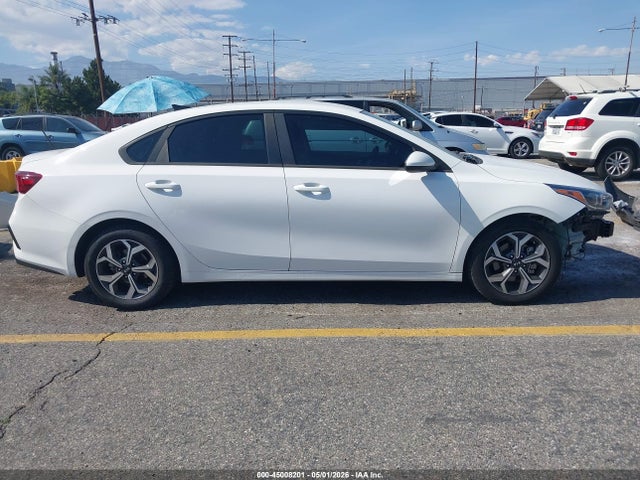 Продажа на аукционе авто 2020 Kia Forte Lxs, vin: 3KPF24AD8LE209074, номер лота: 45008201