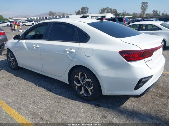 Продажа на аукционе авто 2020 Kia Forte Lxs, vin: 3KPF24AD8LE209074, номер лота: 45008201