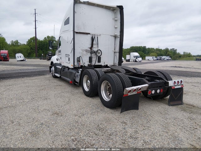 Продаж на аукціоні авто 2017 Kenworth T680, vin: 1XKYDP9X7HJ126866, номер лоту: 45008218