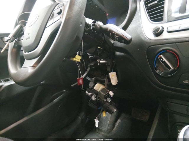 45008242 :رقم المزاد ، 3KPC24A37KE045048 vin ، 2019 Hyundai Accent Se مزاد بيع