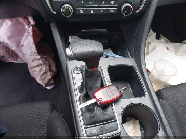 5XXGT4L30JG184147 KIA Optima Lx