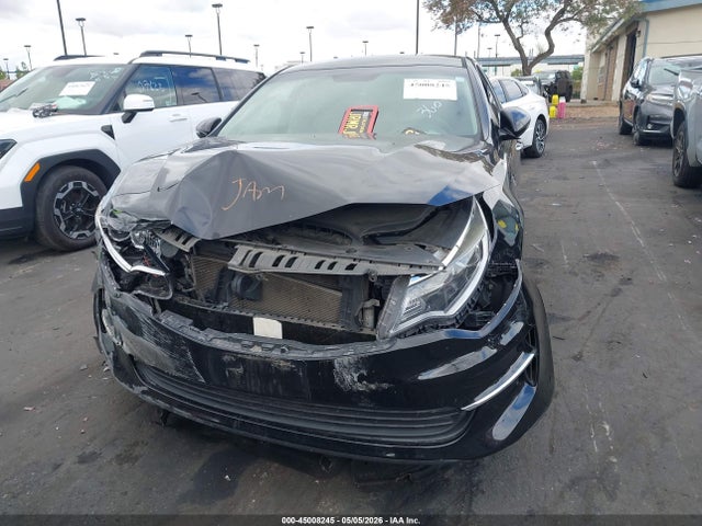 5XXGT4L30JG184147 KIA Optima Lx