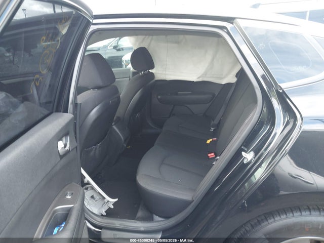 5XXGT4L30JG184147 KIA Optima Lx