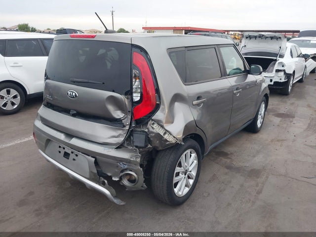 Продаж на аукціоні авто 2018 Kia Soul +, vin: KNDJP3A5XJ7528083, номер лоту: 45008250