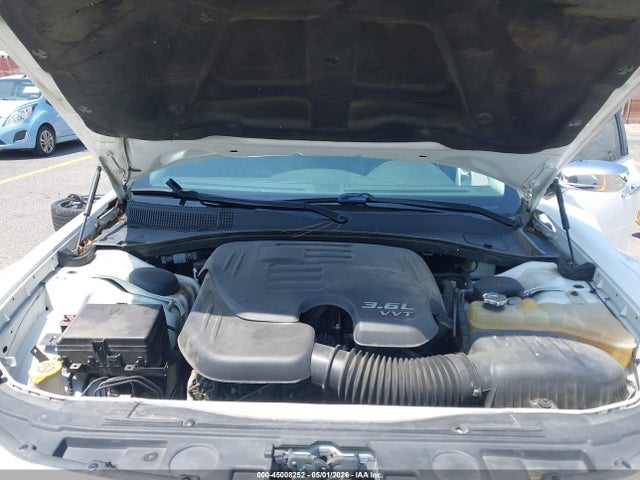 Продаж на аукціоні авто 2018 Chrysler 300 Limited, vin: 2C3CCAEG7JH148647, номер лоту: 45008252
