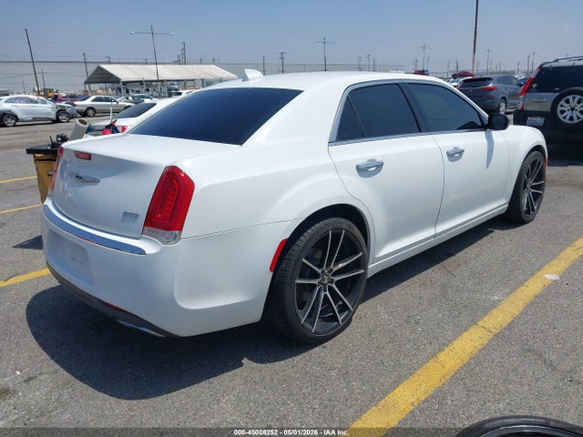 Продаж на аукціоні авто 2018 Chrysler 300 Limited, vin: 2C3CCAEG7JH148647, номер лоту: 45008252