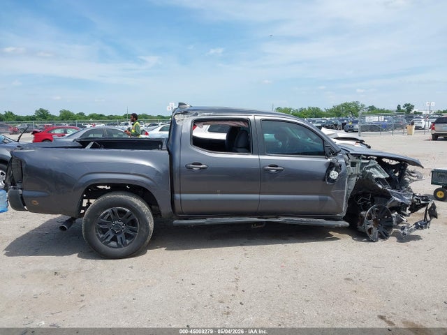 45008279 :رقم المزاد ، 3TYAX5GN2NT034819 vin ، 2022 Toyota Tacoma Sr مزاد بيع