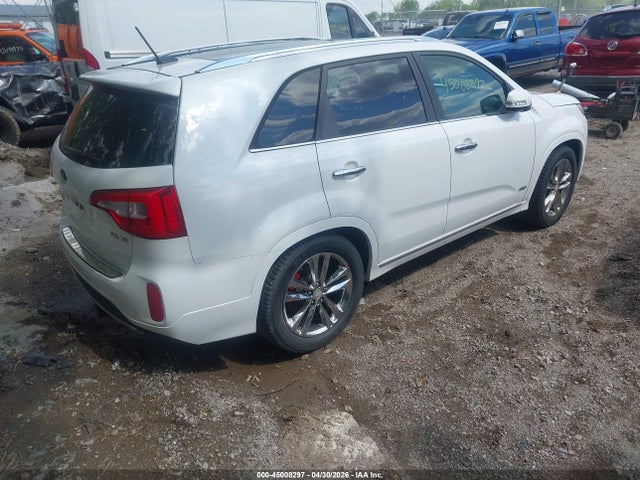 45008297 :رقم المزاد ، 5XYKWDA79FG579938 vin ، 2015 Kia Sorento Limited V6 مزاد بيع