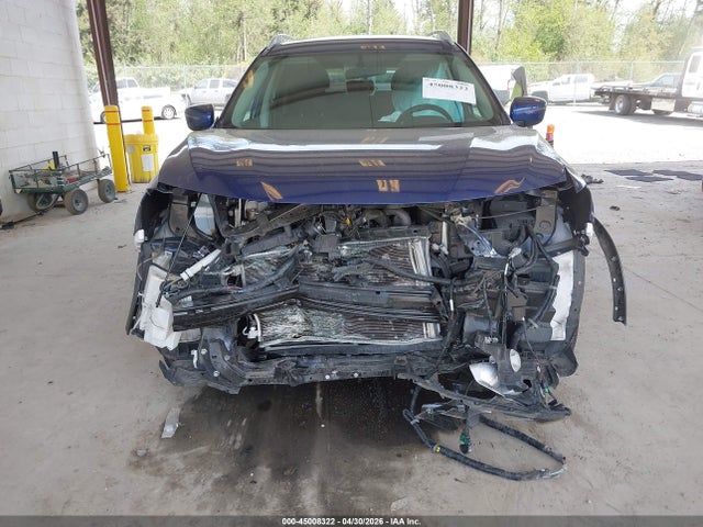 5N1AT2MVXJC730345 Nissan ROGUE SV