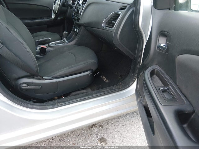 Продажа на аукционе авто 2011 Chrysler 200 Touring, vin: 1C3BC1FB4BN533171, номер лота: 45008330