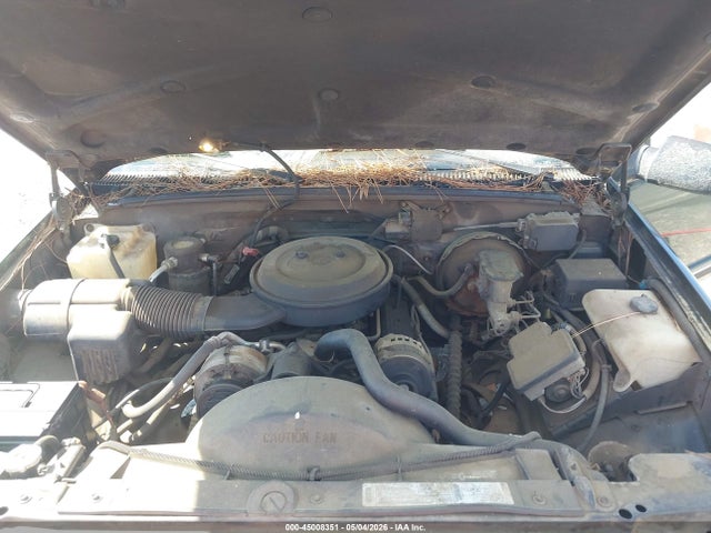 Продаж на аукціоні авто 1995 Gmc Suburban C1500, vin: 1GKEC16KXSJ725697, номер лоту: 45008351