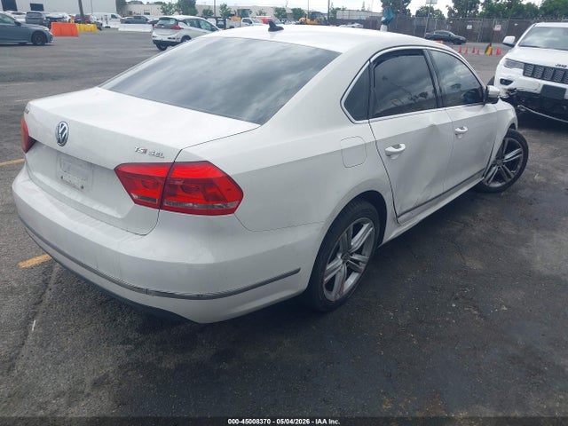Продаж на аукціоні авто 2015 Volkswagen Passat 1.8t Sel Premium, vin: 1VWCT7A3XFC023733, номер лоту: 45008370