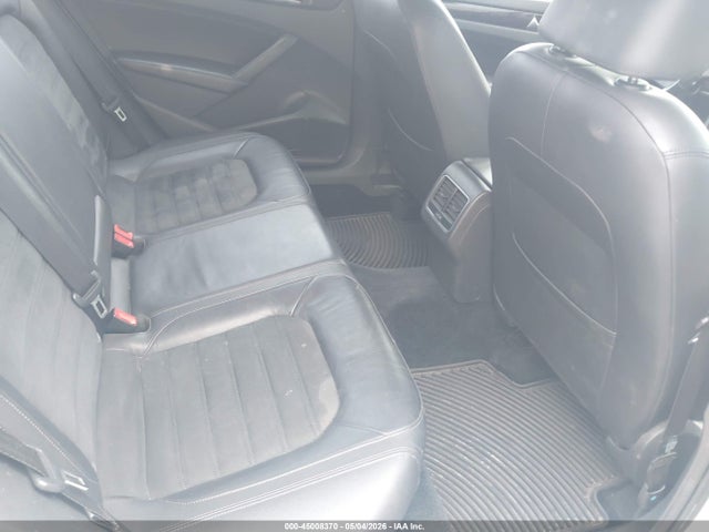 Продаж на аукціоні авто 2015 Volkswagen Passat 1.8t Sel Premium, vin: 1VWCT7A3XFC023733, номер лоту: 45008370