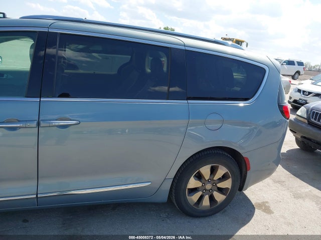 Продаж на аукціоні авто 2017 Chrysler Pacifica Hybrid Platinum, vin: 2C4RC1N71HR727689, номер лоту: 45008372