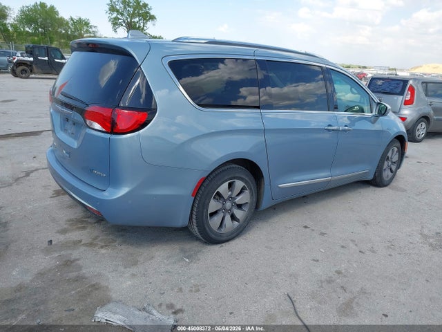 Продаж на аукціоні авто 2017 Chrysler Pacifica Hybrid Platinum, vin: 2C4RC1N71HR727689, номер лоту: 45008372