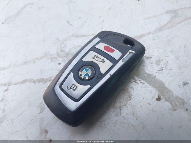 2018 Bmw 330i მანქანა იყიდება აუქციონზე, vin: WBA8B9C50JK677142, აუქციონის ნომერი: 45008373