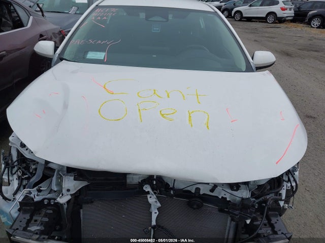 5YFB4MDE5SP248926 Toyota COROLLA LE