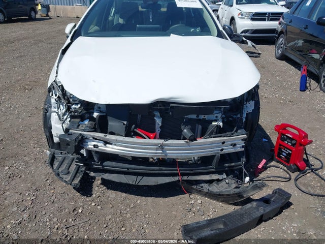 45008408 :رقم المزاد ، JTDEPMAE6MJ117455 vin ، 2021 Toyota Corolla Le مزاد بيع