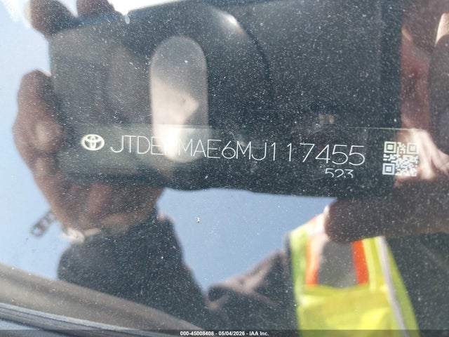 45008408 :رقم المزاد ، JTDEPMAE6MJ117455 vin ، 2021 Toyota Corolla Le مزاد بيع